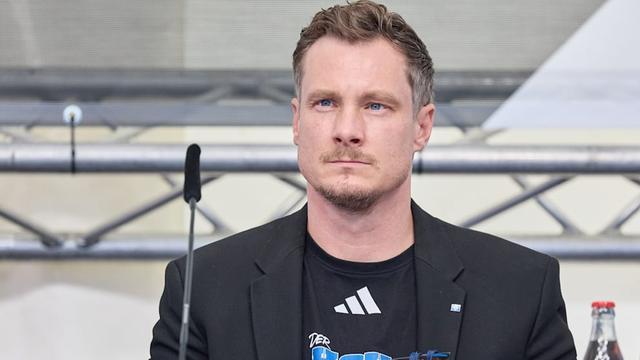 开云智能服务-前汉堡主席扬森:沃尔特马德比赛被嘘,就是典型的德国式反应